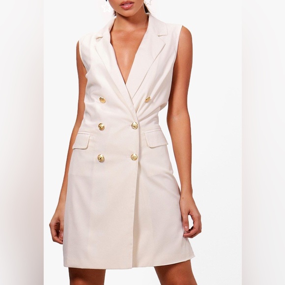 BLVD Dresses & Skirts - NWOT- White Blazer Dress